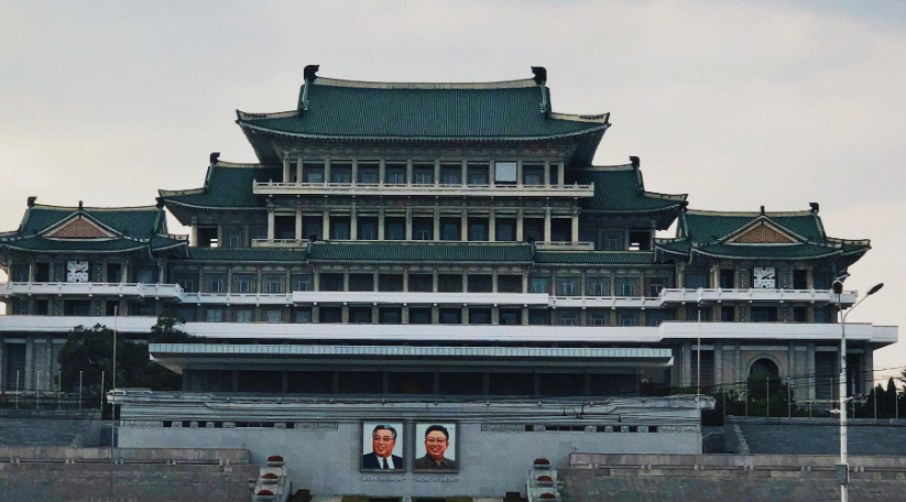 朝鲜礼仪全攻略：从握手到敬酒的15个细节缩略图