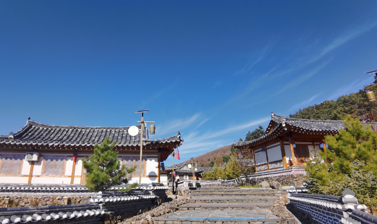 朝鲜雨季旅行记：暴雨中的平壤地铁避险指南缩略图