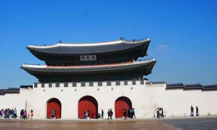 韩国街头小吃百科：炒年糕、鱼糕汤与旋风土豆全攻略缩略图