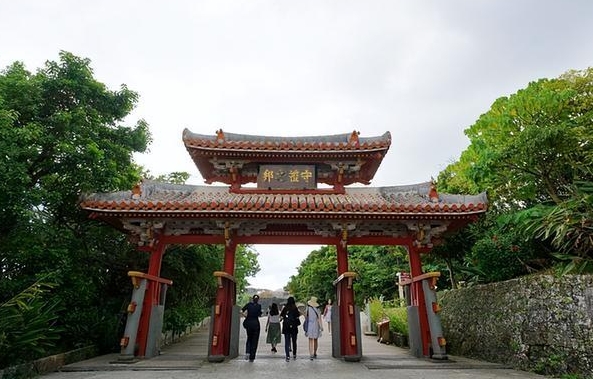 青森睡魔祭：巨型灯笼巡游+苹果祭美食全体验缩略图